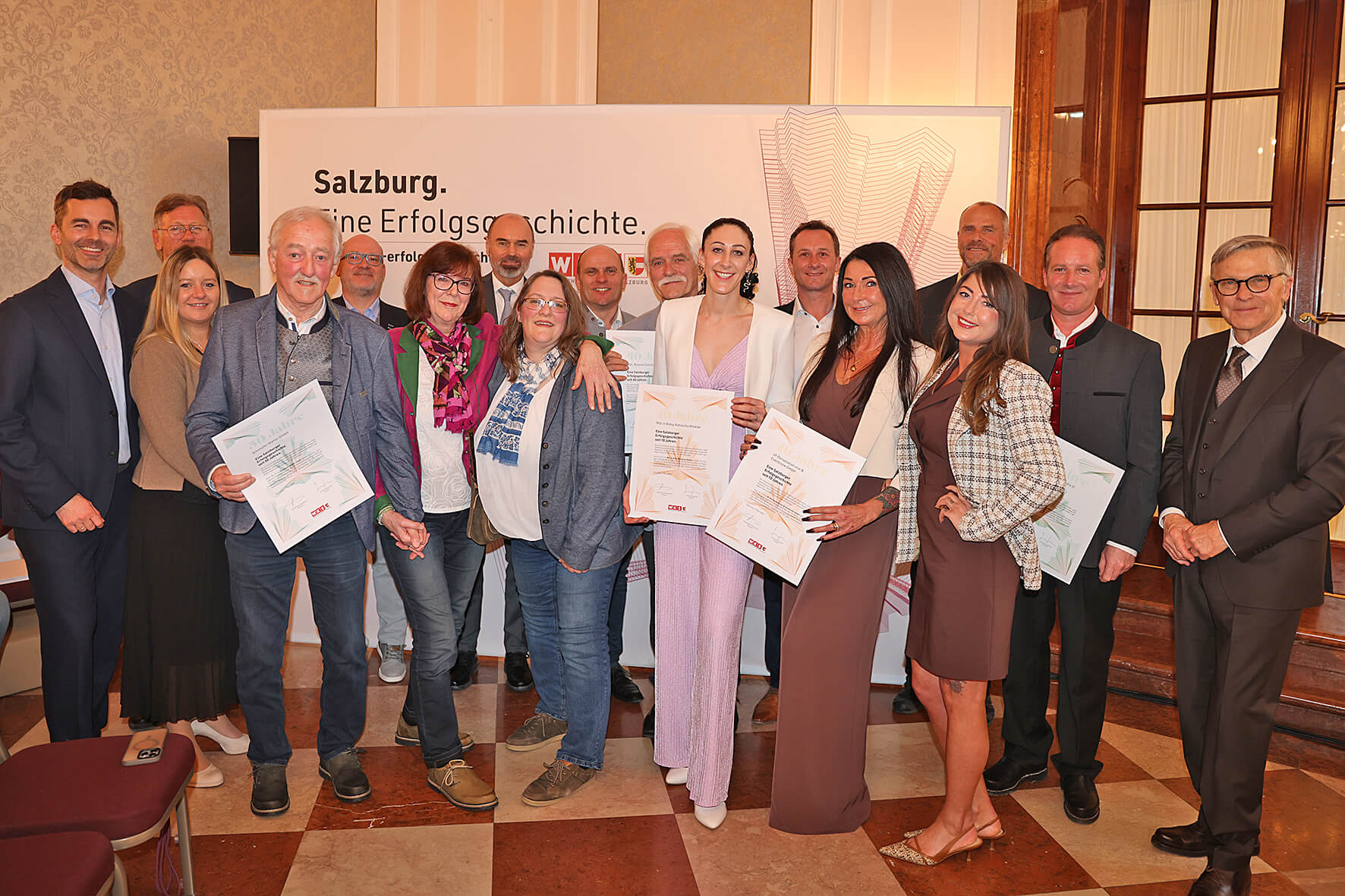 Würdigung von VF Personalservice bei den „Salzburger Erfolgsgeschichten“ der Wirtschaftskammer Salzburg für 10 Jahre Unternehmertum.